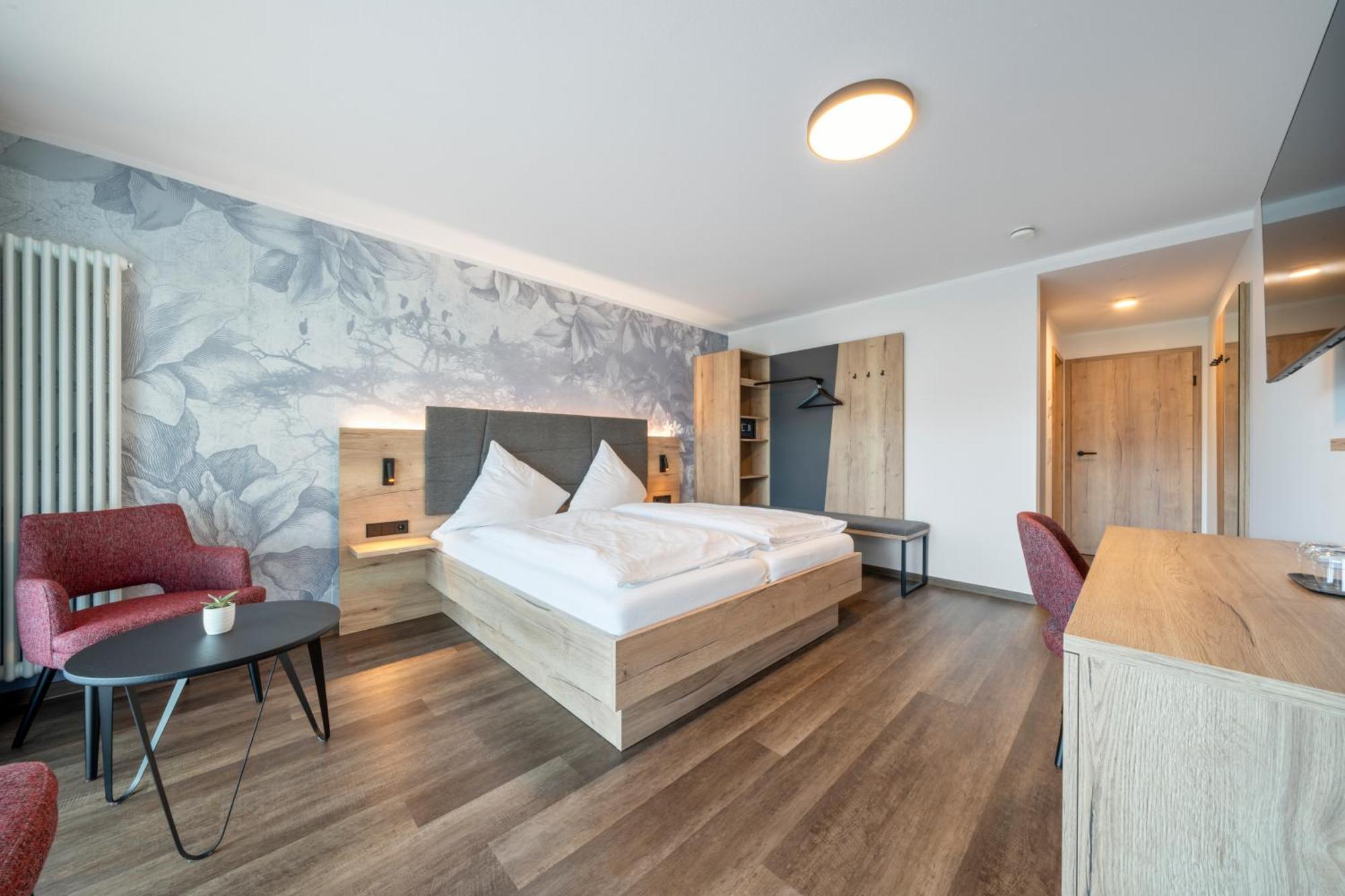 Koepfers Steinbuck Hotel Bischoffingen Eksteriør billede